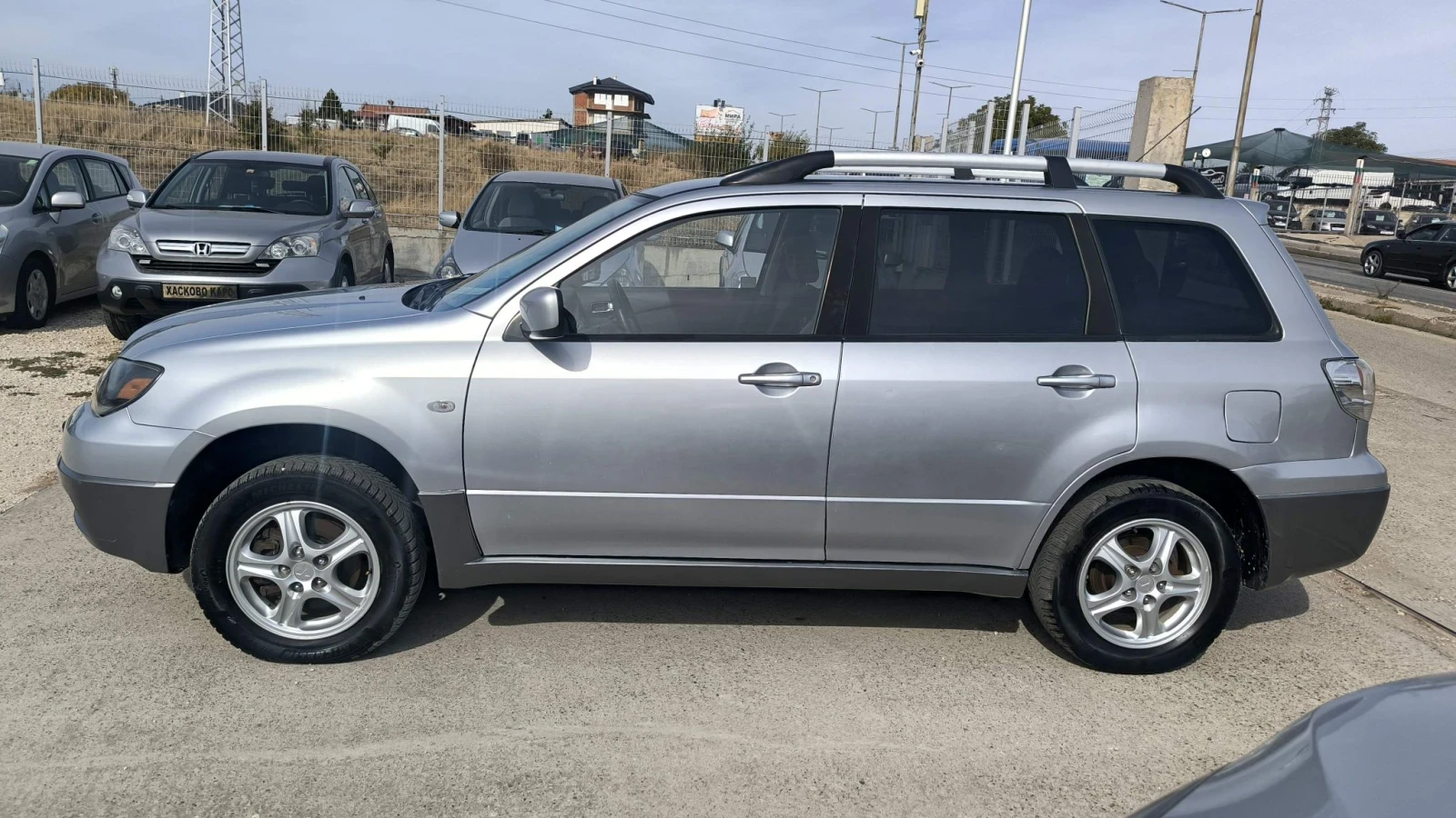 Mitsubishi Outlander 2.4i, снимка 6 - Автомобили и джипове - 56429076