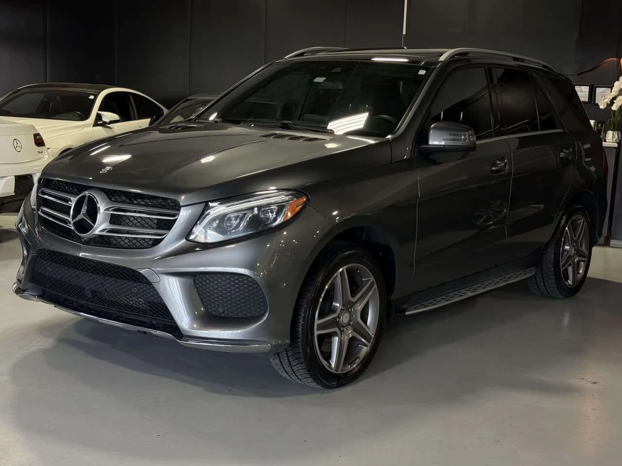 Mercedes-Benz GLE * 400 GLE400 4MATIC AMG PKG NAVIGATION 360 CAM P R | Mobile.bg � ����������� 1