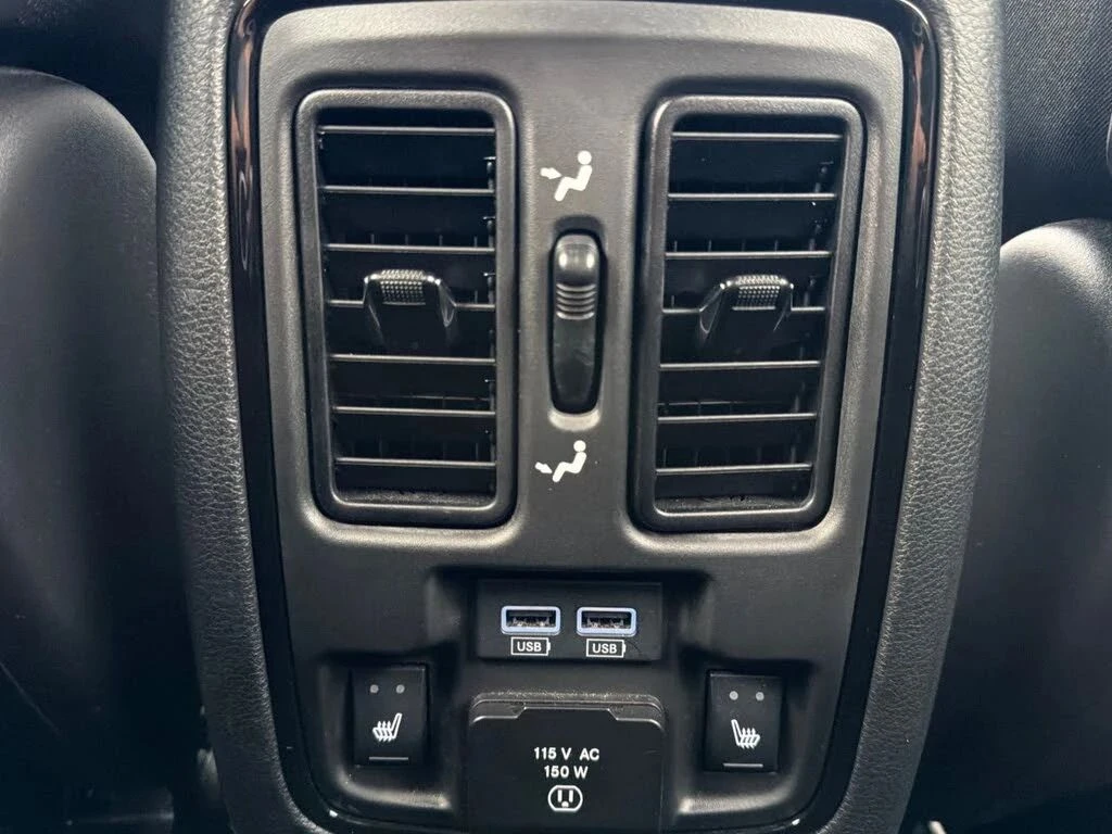 Dodge Durango, снимка 16 - Автомобили и джипове - 56687007