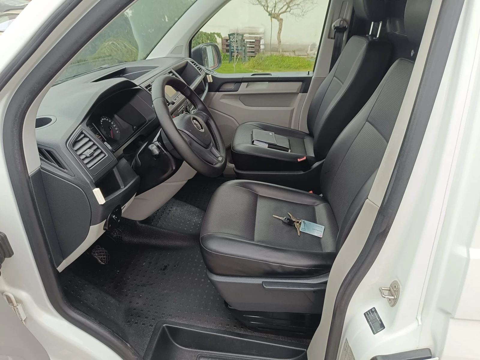 VW Transporter T6/2.0TDI/LANG/ПЪЛНА СЕРВИЗНА ИСТОРИЯ/, снимка 7 - Бусове и автобуси - 54054888