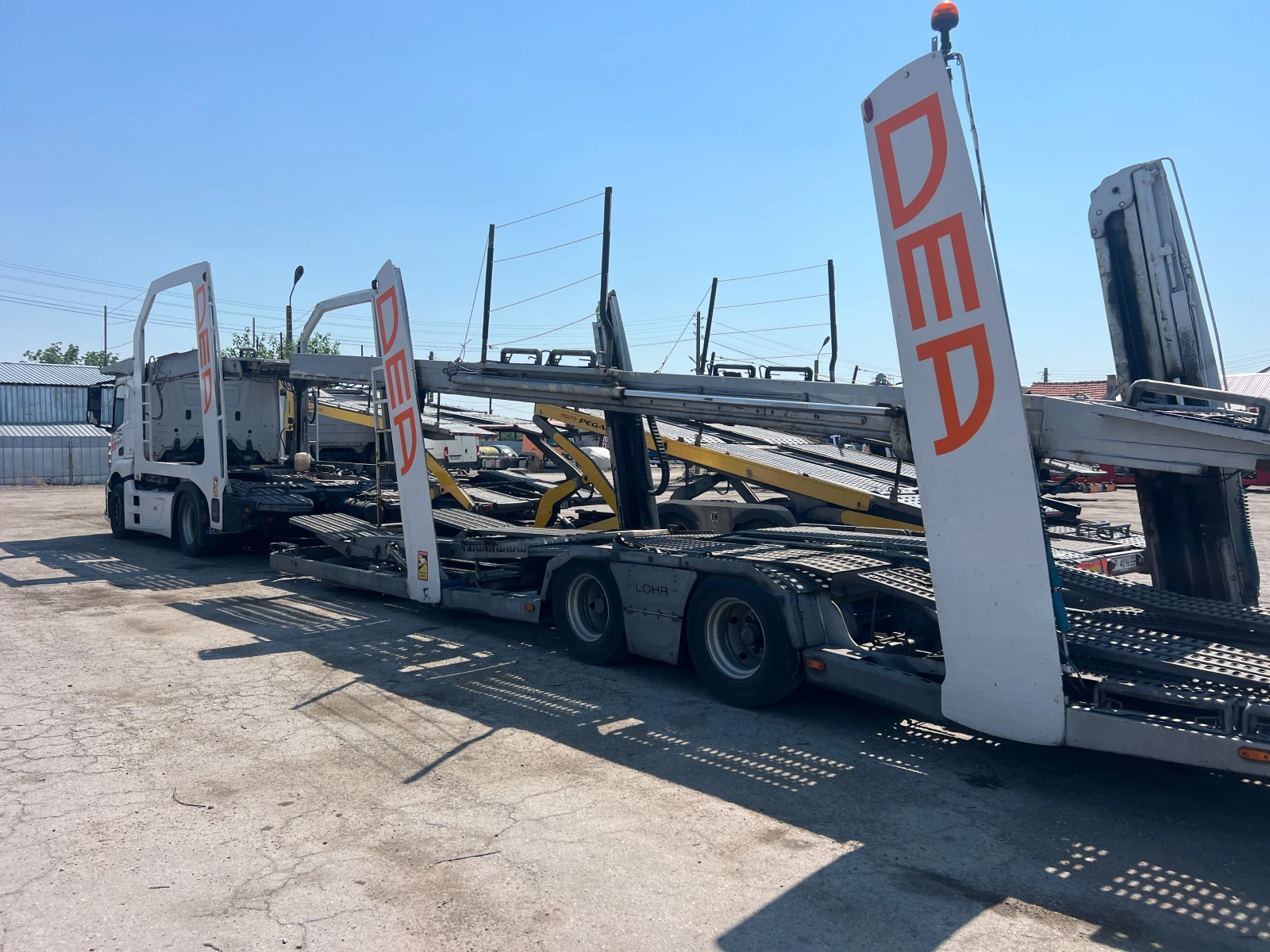 Mercedes-Benz Actros 5 бр. LOHR, c VDI - изображение 10