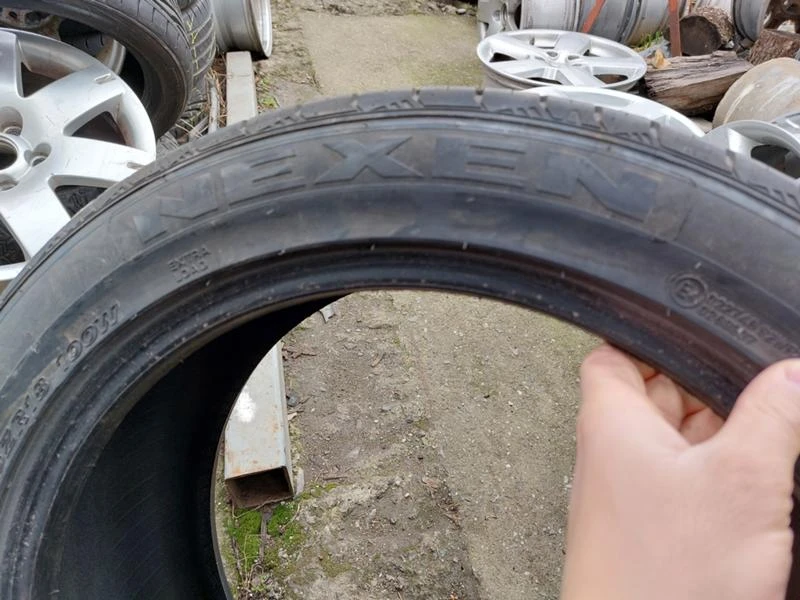 Гуми Летни 245/45R18, снимка 7 - Гуми и джанти - 36190569