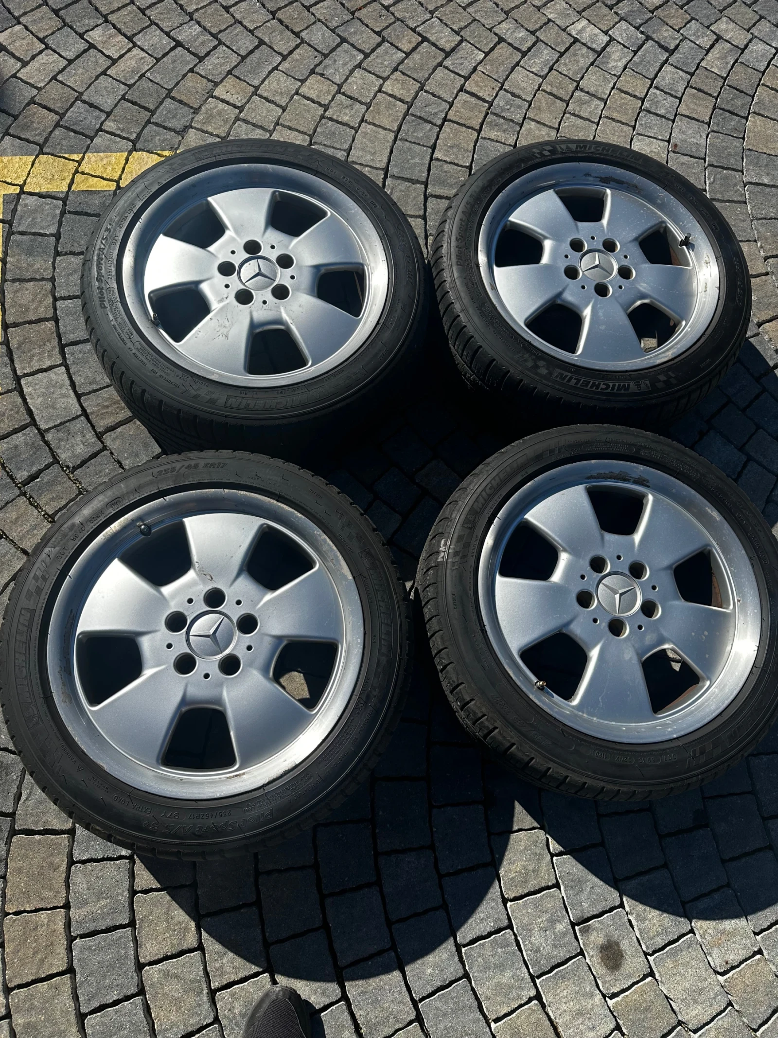    235/45R17  Mercedes-Benz | Mobile.bg   1