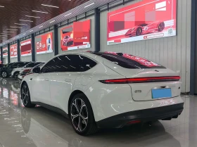 NIO ET5, снимка 8