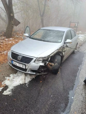 VW Passat 1.9 TDI БРАКУВАН, снимка 1