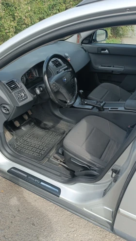 Volvo V50 ГАЗ, снимка 6