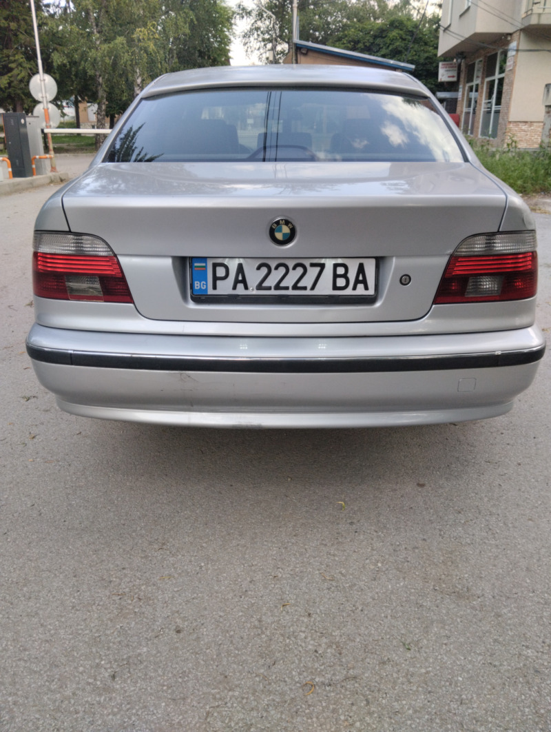 BMW 525, снимка 2 - Автомобили и джипове - 46022343