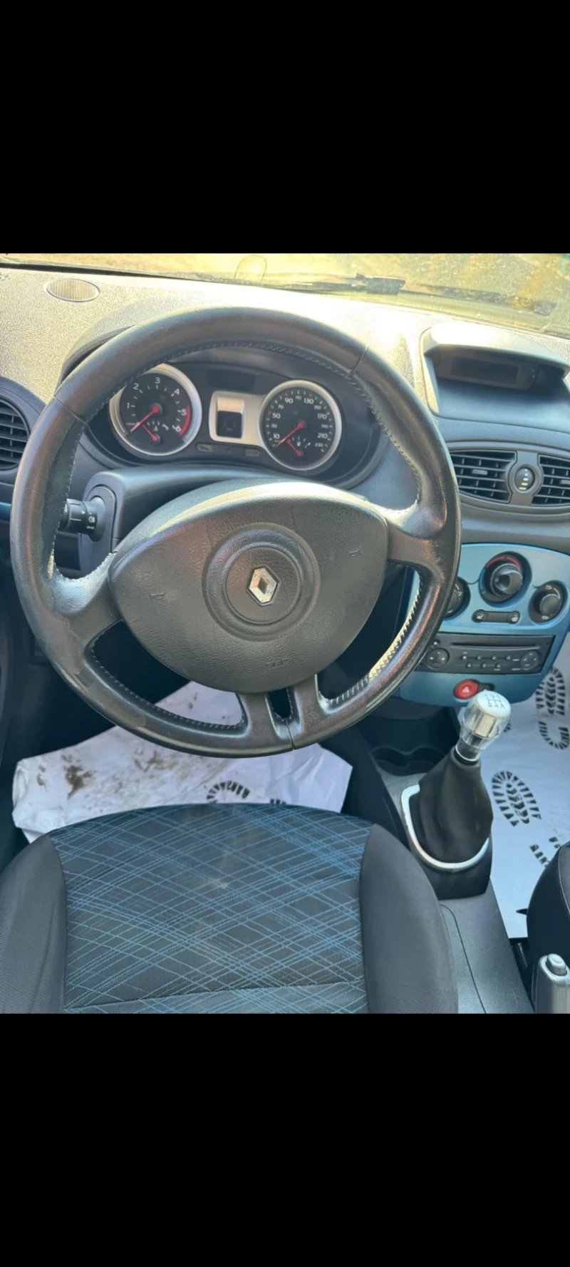 Renault Clio 1.5 , снимка 4 - Автомобили и джипове - 49458096