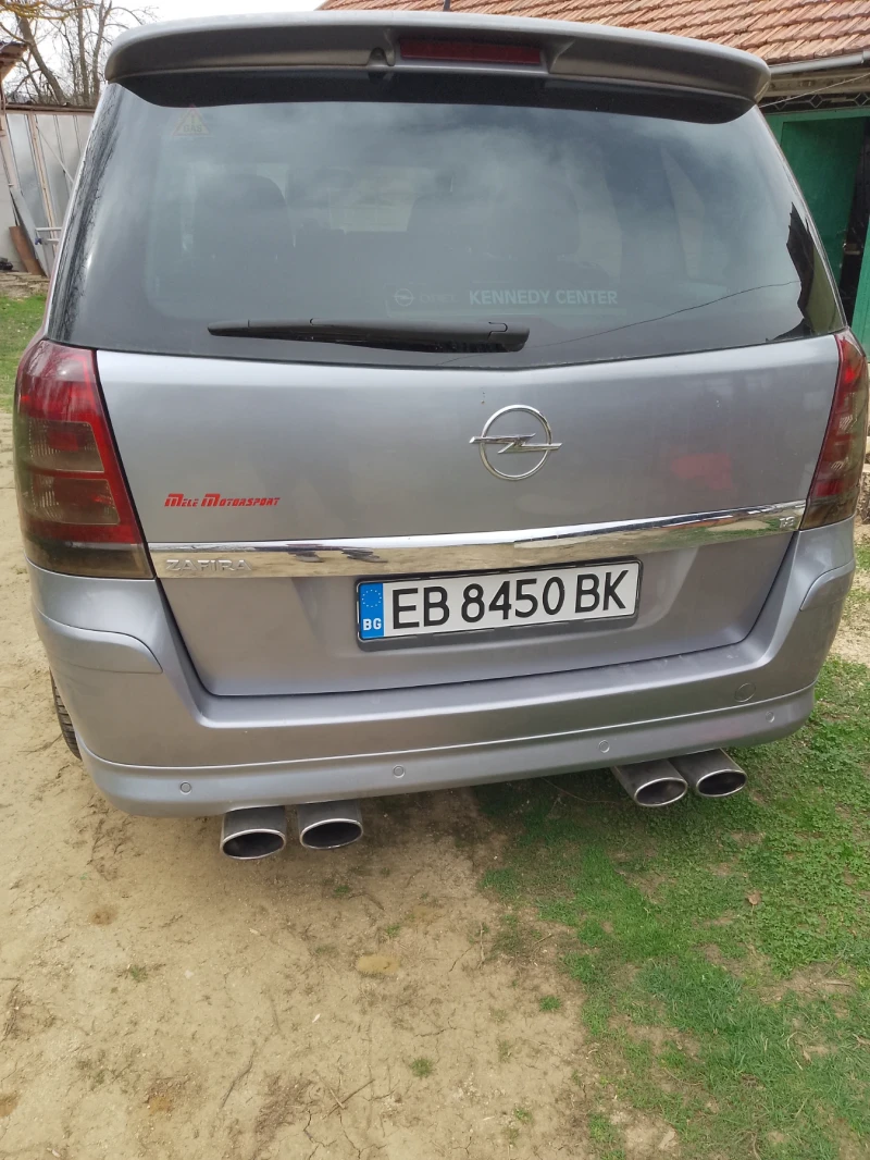 Opel Zafira, снимка 13 - Автомобили и джипове - 51839307