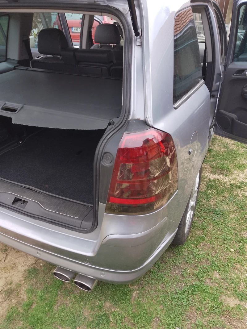 Opel Zafira, снимка 8 - Автомобили и джипове - 51839307