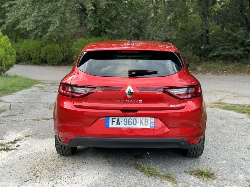 Renault Megane Limited 1.2 Turbo 82000КМ, снимка 10 - Автомобили и джипове - 51077764