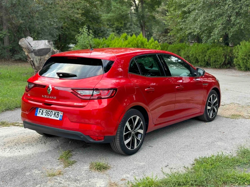 Renault Megane Limited 1.2 Turbo 82000КМ, снимка 9 - Автомобили и джипове - 51077764