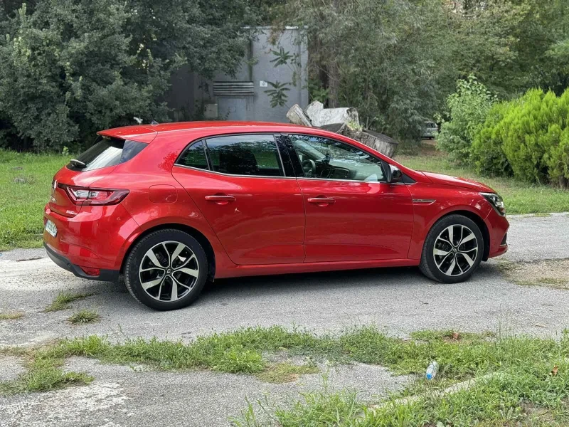 Renault Megane Limited 1.2 Turbo 82000КМ, снимка 7 - Автомобили и джипове - 51077764