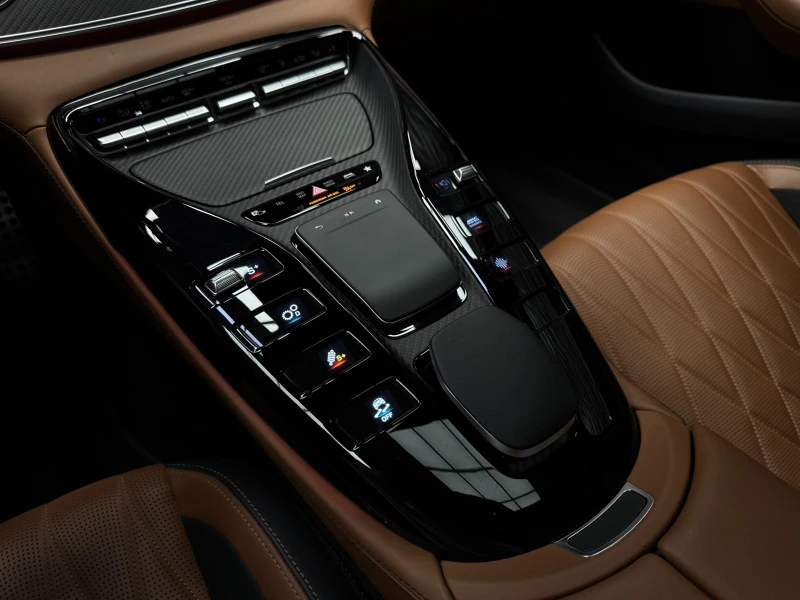 Mercedes-Benz AMG GT 63s E-Performance* Carbon Ceramic* Aero pack* Burm, снимка 11 - Автомобили и джипове - 51453527