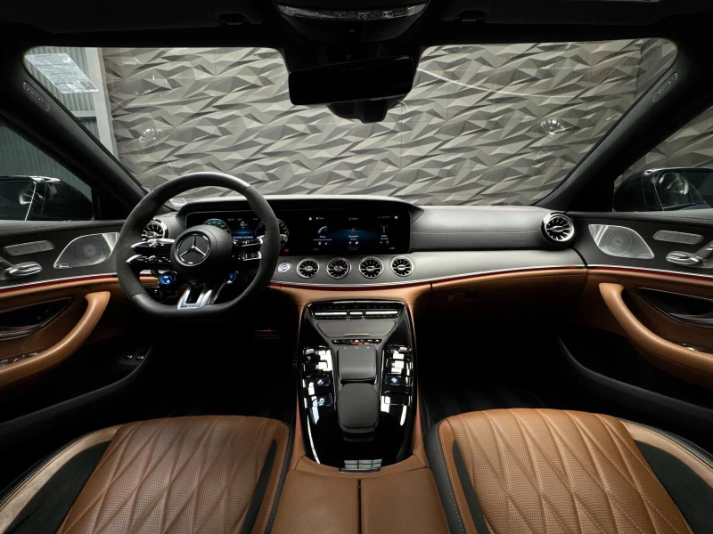 Mercedes-Benz AMG GT 63s E-Performance* Carbon Ceramic* Aero pack* Burm, снимка 5 - Автомобили и джипове - 51453527