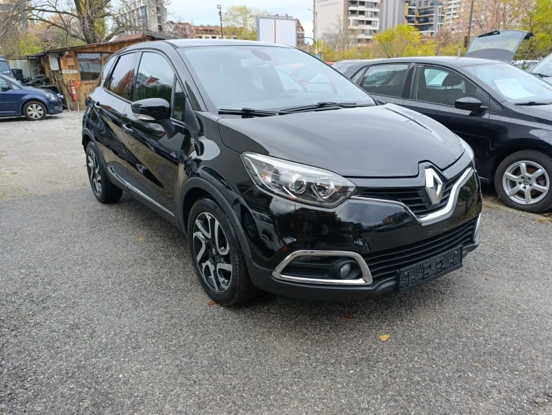 Renault Captur 1.5dci, снимка 2 - Автомобили и джипове - 52211825
