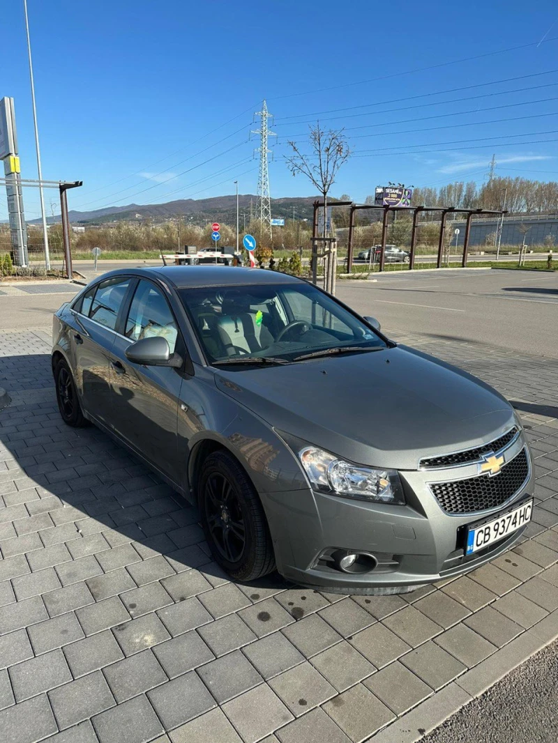 Chevrolet Cruze, снимка 3 - Автомобили и джипове - 52715236
