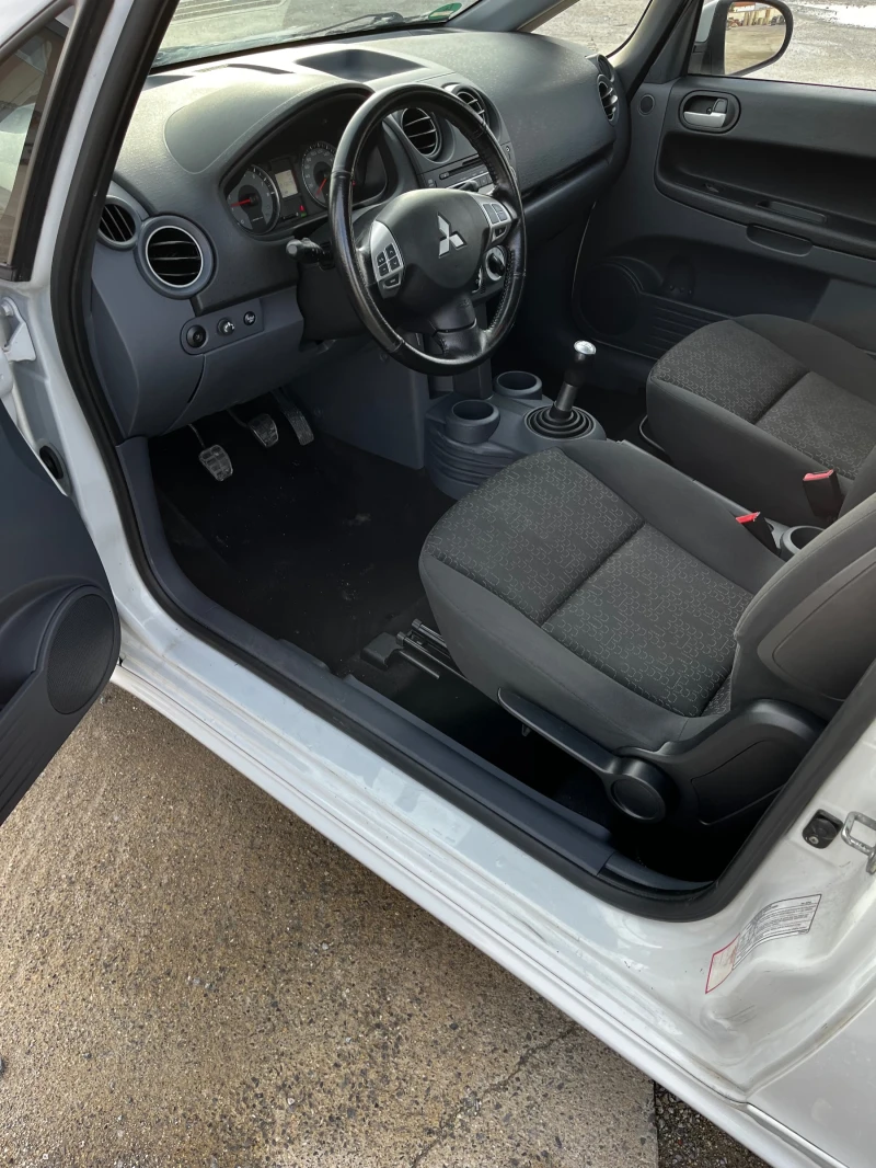 Mitsubishi Colt Rally Art пакет 95ps Нов Внос, снимка 8 - Автомобили и джипове - 52394216