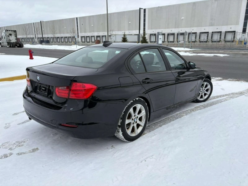 BMW 320 * CARFAX * ЦЕНА ДО БГ, снимка 4 - Автомобили и джипове - 53246048