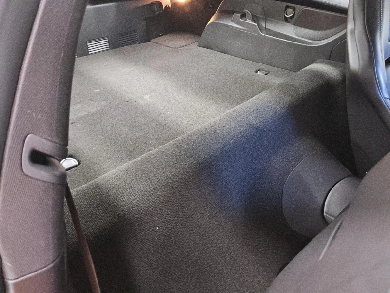 Chevrolet Corvette STINGRAY 1LT, снимка 10 - Автомобили и джипове - 53462344