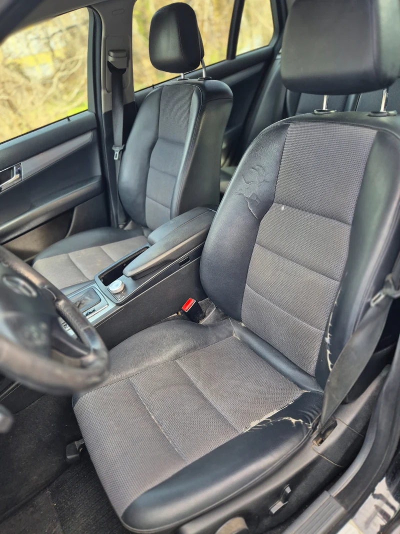 Mercedes-Benz C 220 D, снимка 10 - Автомобили и джипове - 53577756