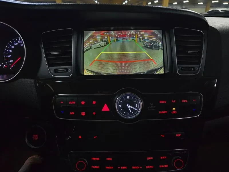 Kia K7 Lpi 3.0 Luxury, снимка 15 - Автомобили и джипове - 55652022