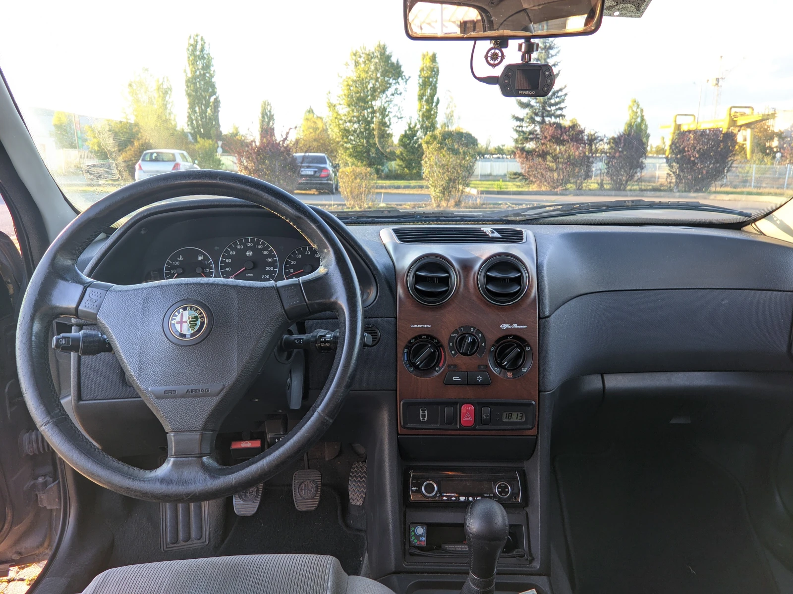 Alfa Romeo 146 1.6 TS - изображение 8