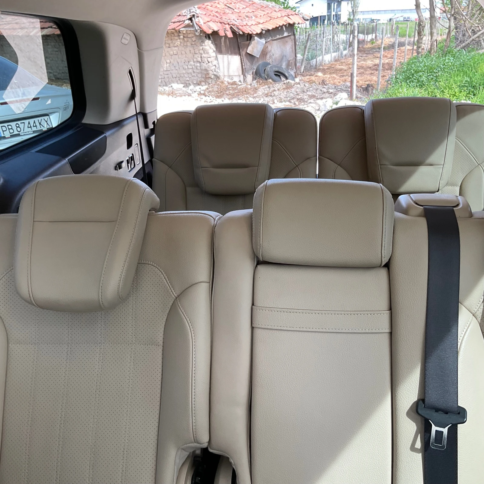 Mercedes-Benz GLS 450 SUV Midsize Luxury , снимка 12 - Автомобили и джипове - 53509059