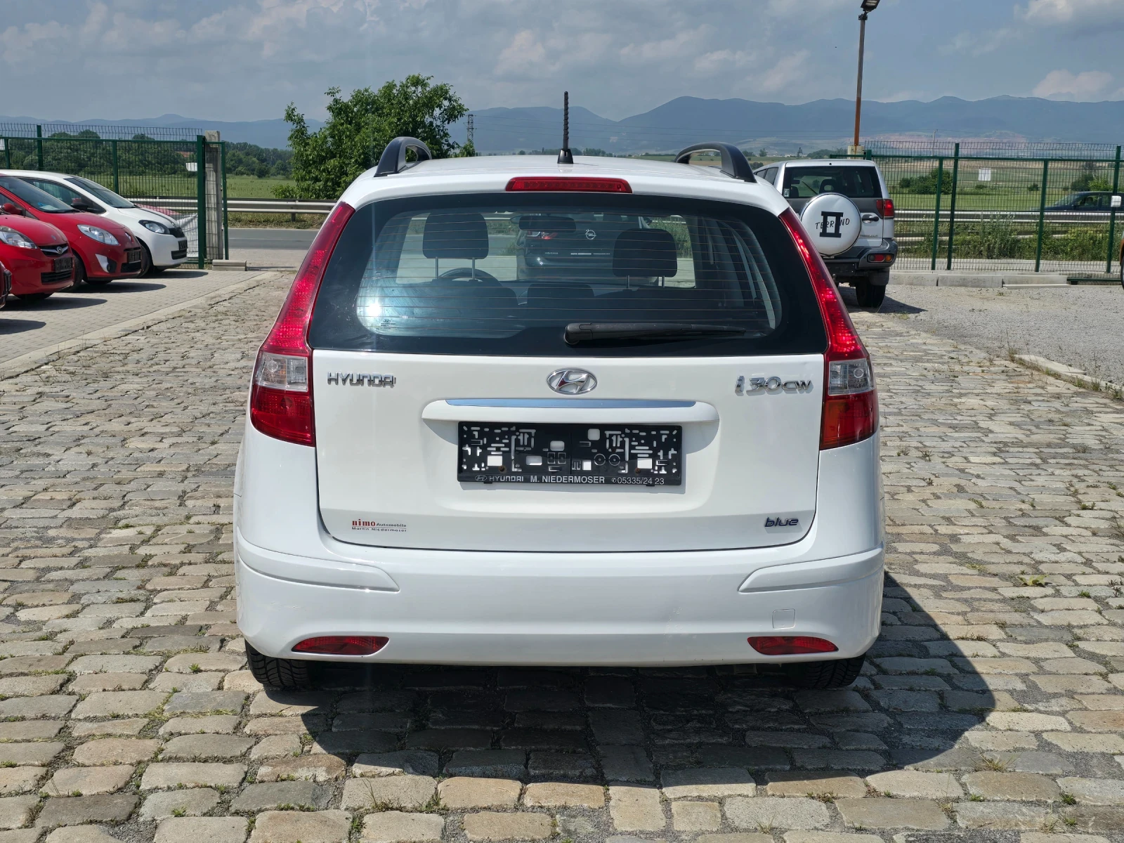 Hyundai I30 1.6CRDI 90кс 6 скорости - изображение 7