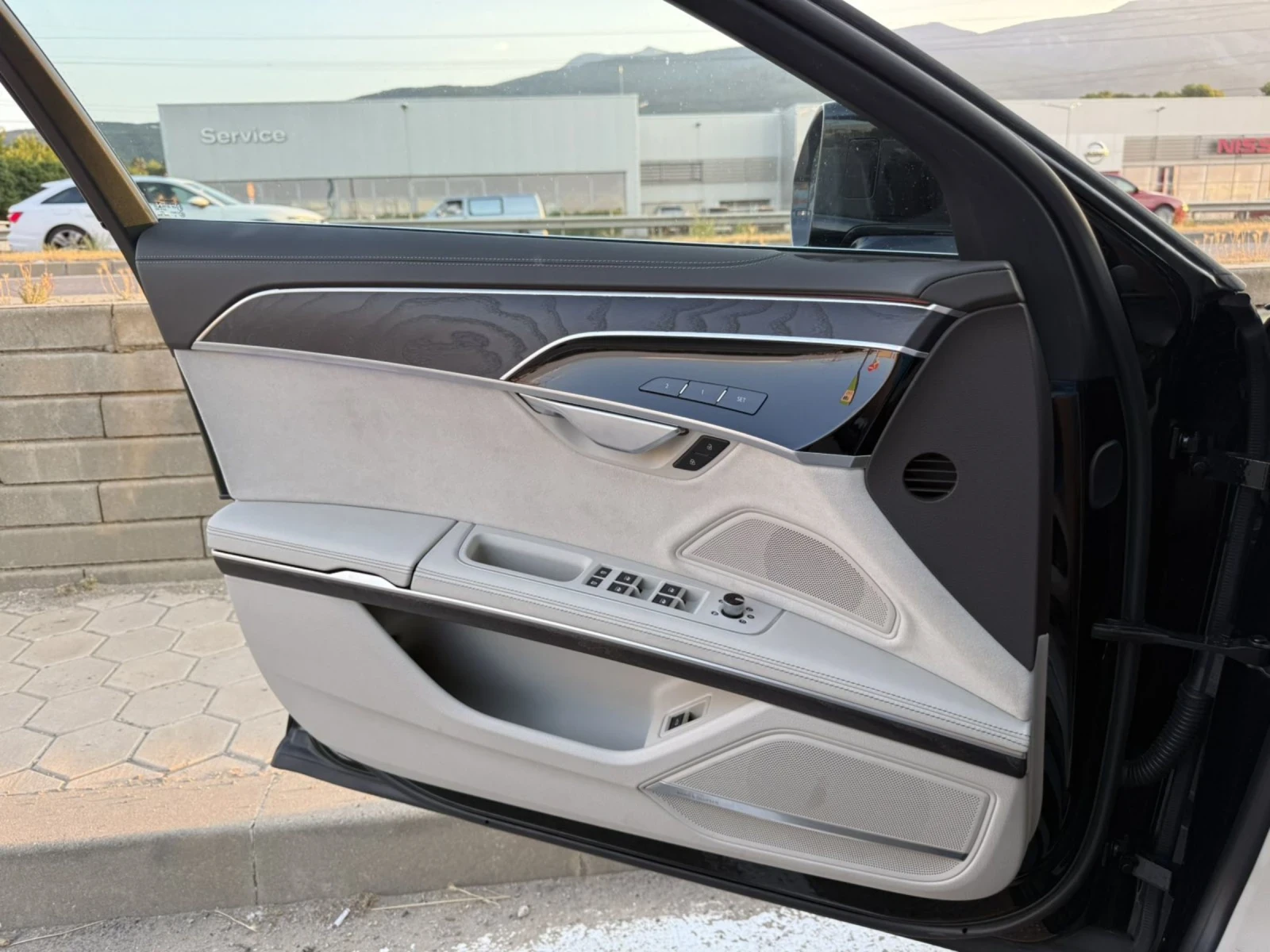 Audi A8 60 TFSI 4.0 V8 В ГАРАНЦИЯ , снимка 13 - Автомобили и джипове - 53815824