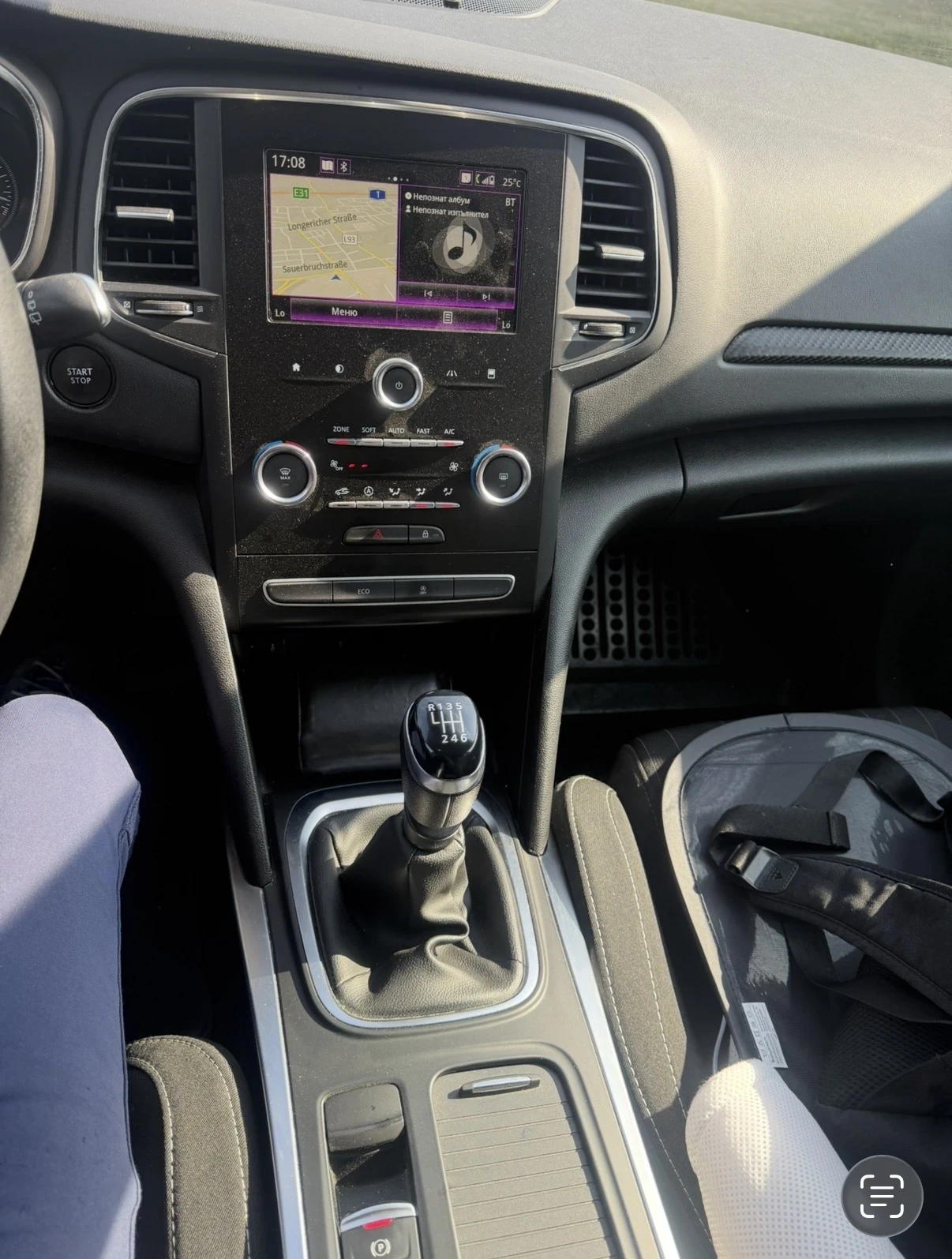 Renault Megane 1.3 Turbo 87X KM Digital Keyless | Mobile.bg � ����������� 9