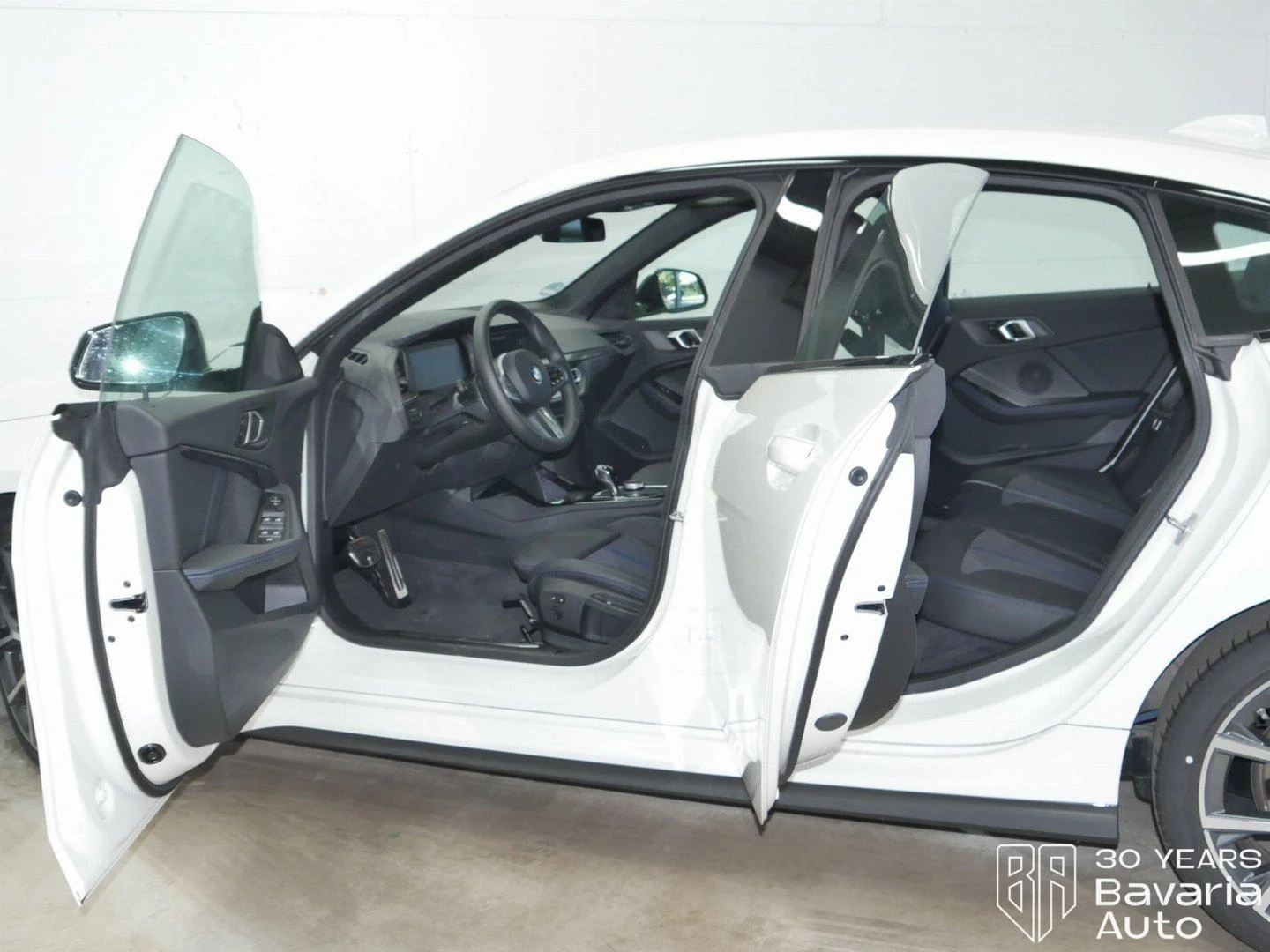 BMW 220  i Gran Coupe M Sport Paket - изображение 5