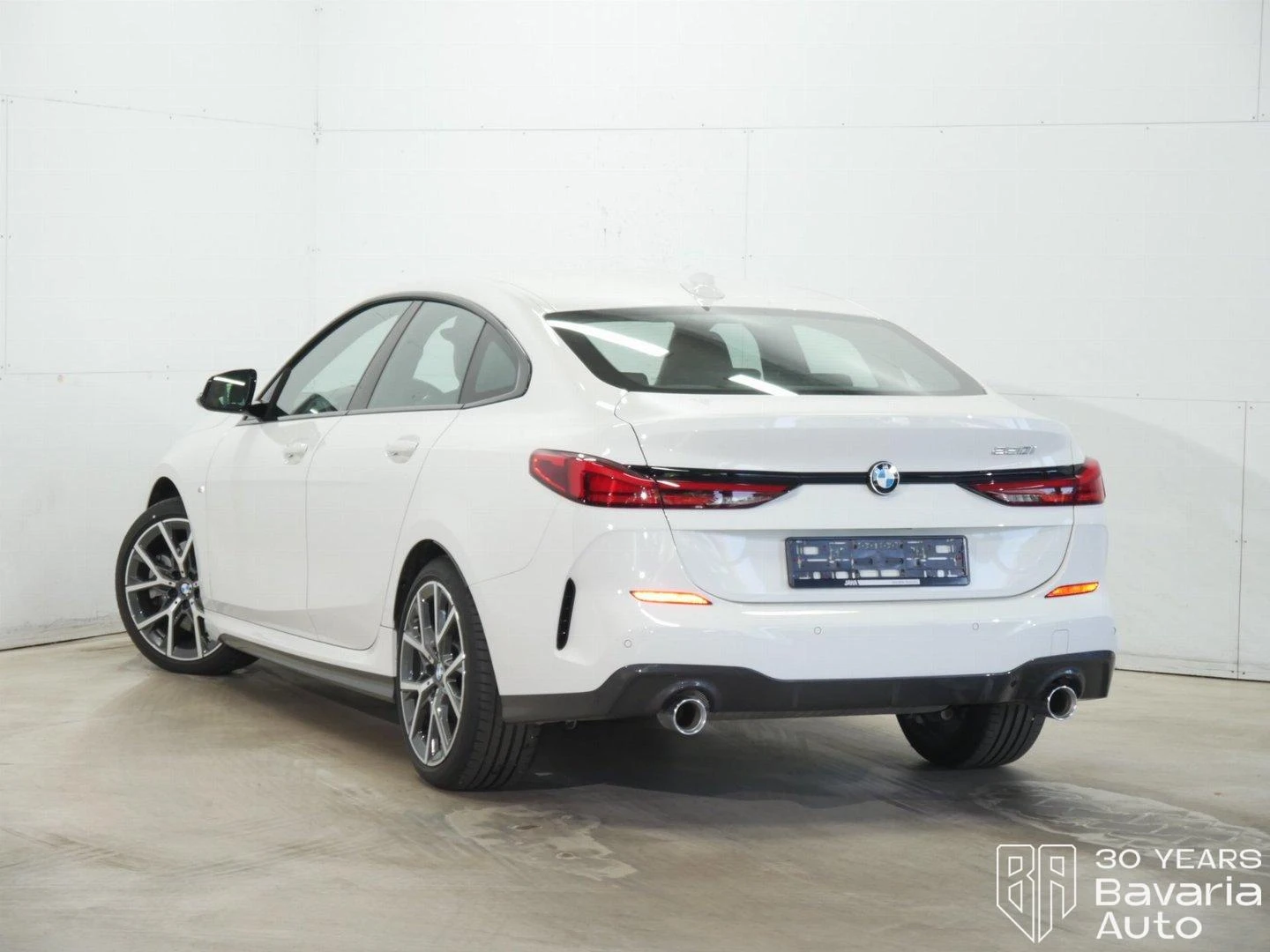 BMW 220  i Gran Coupe M Sport Paket - изображение 2