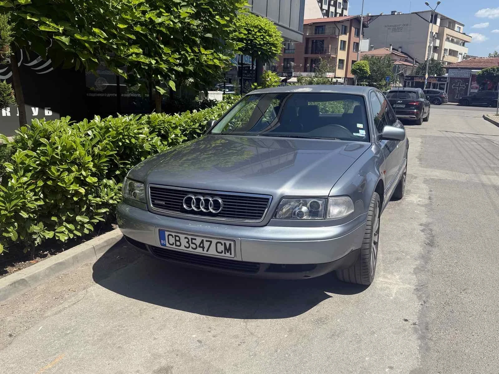 Audi A8  - изображение 2