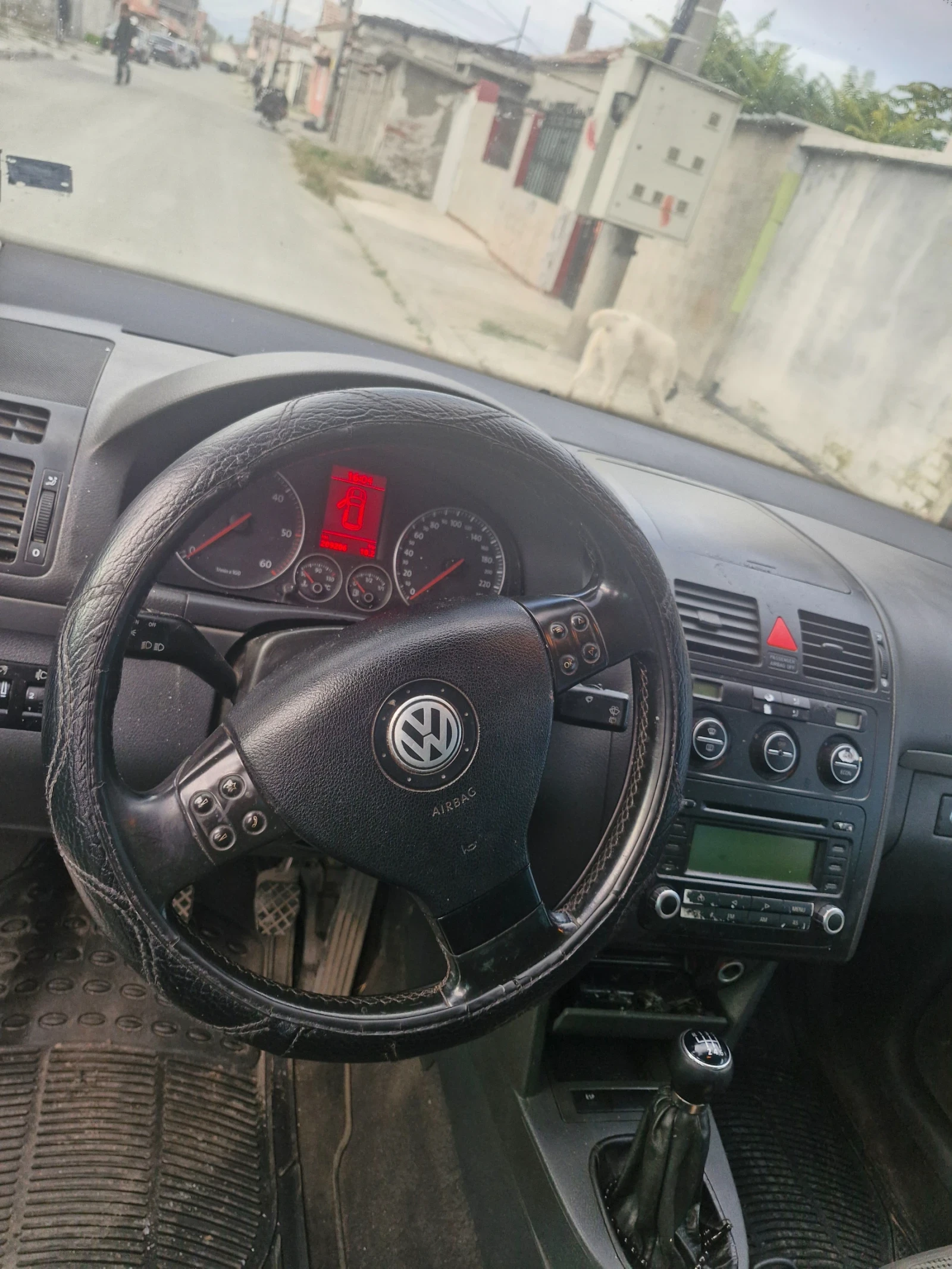 VW Touran  - изображение 3