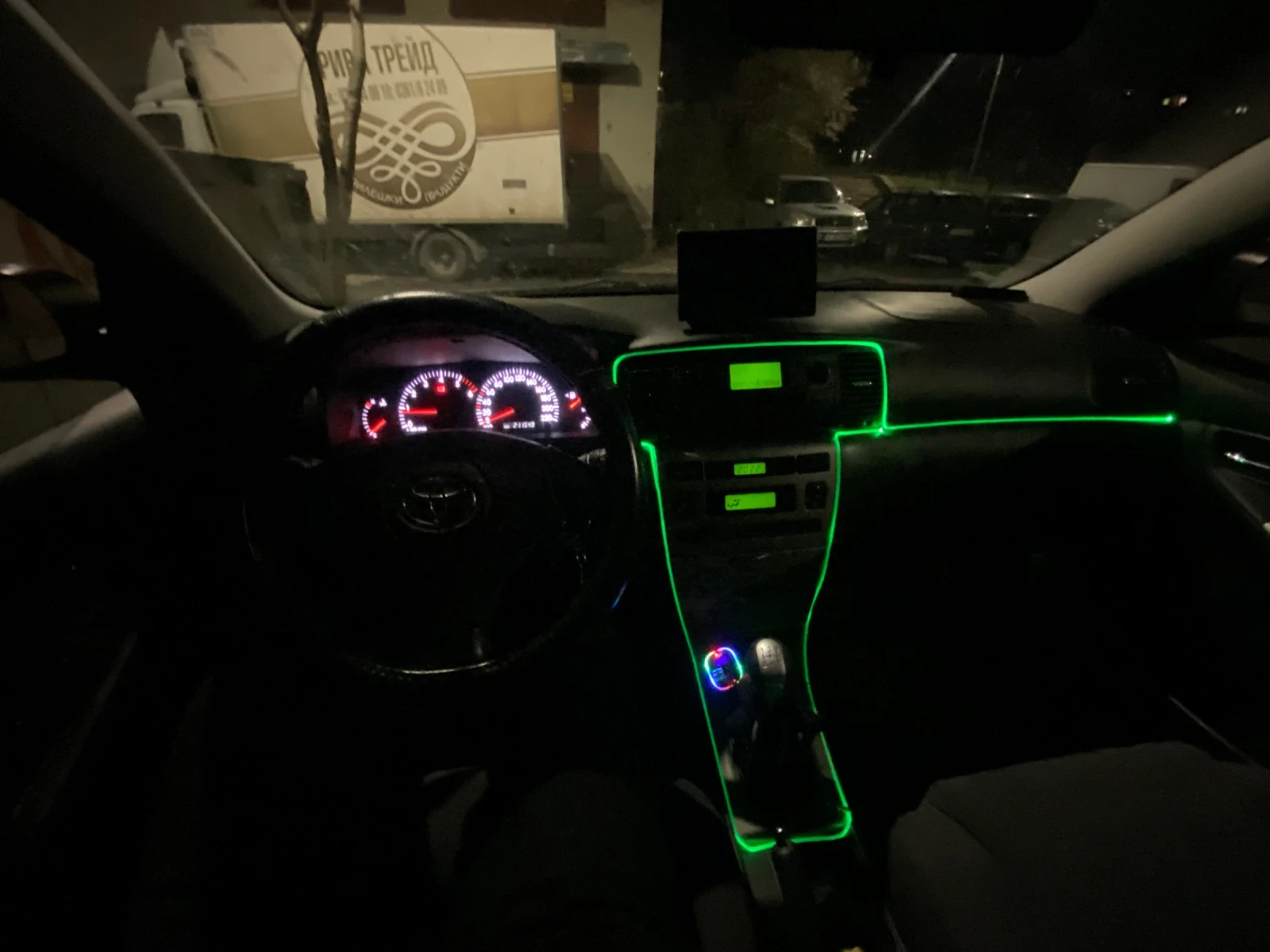 Toyota Corolla  - изображение 6