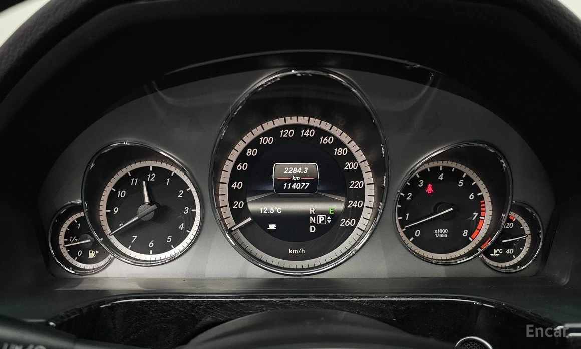 Mercedes-Benz E 350, снимка 8 - Автомобили и джипове - 53749918