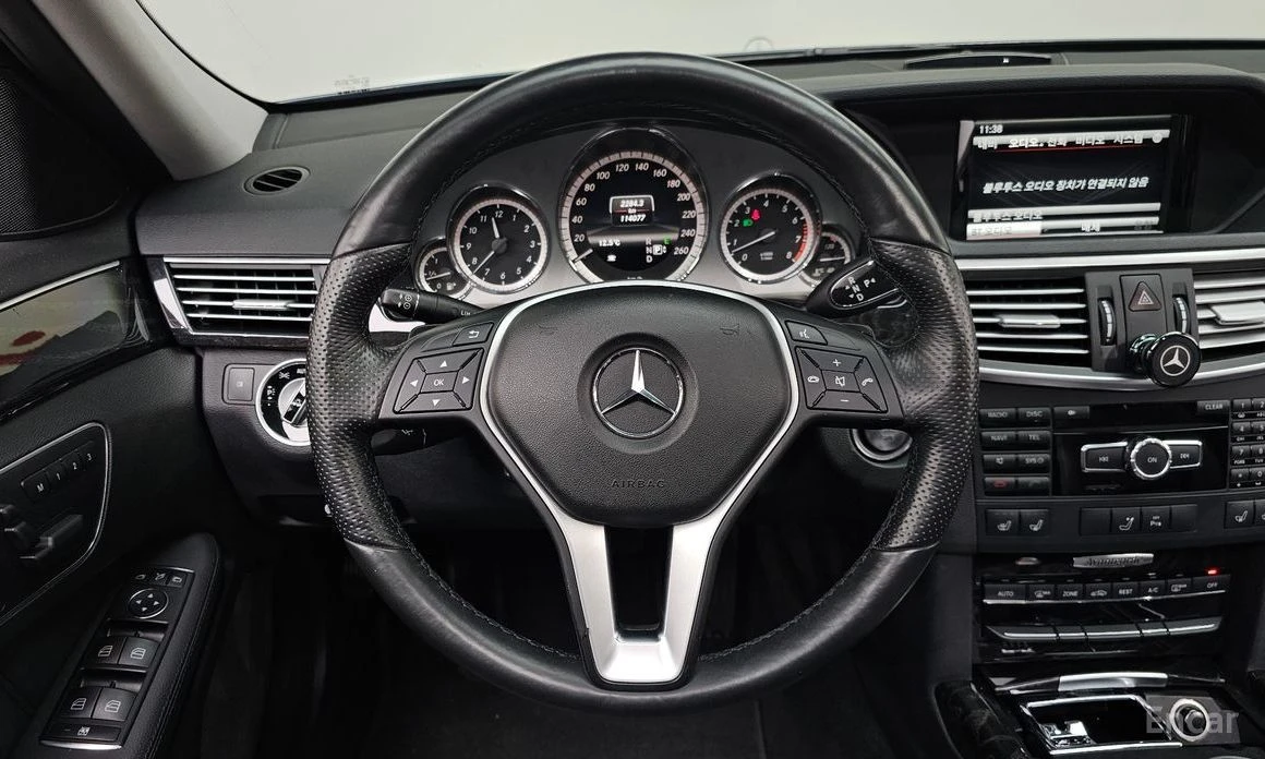 Mercedes-Benz E 350, снимка 13 - Автомобили и джипове - 53749918