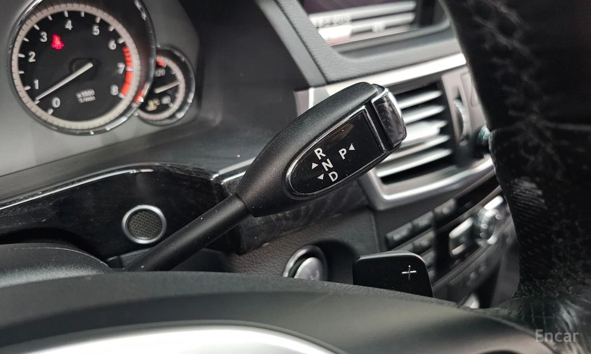 Mercedes-Benz E 350, снимка 9 - Автомобили и джипове - 53749918