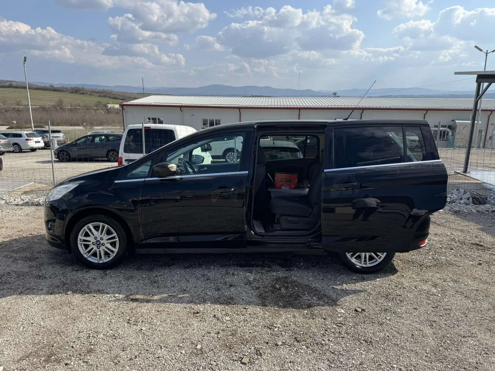 Ford C-max 1.0 i, снимка 6 - Автомобили и джипове - 53981795