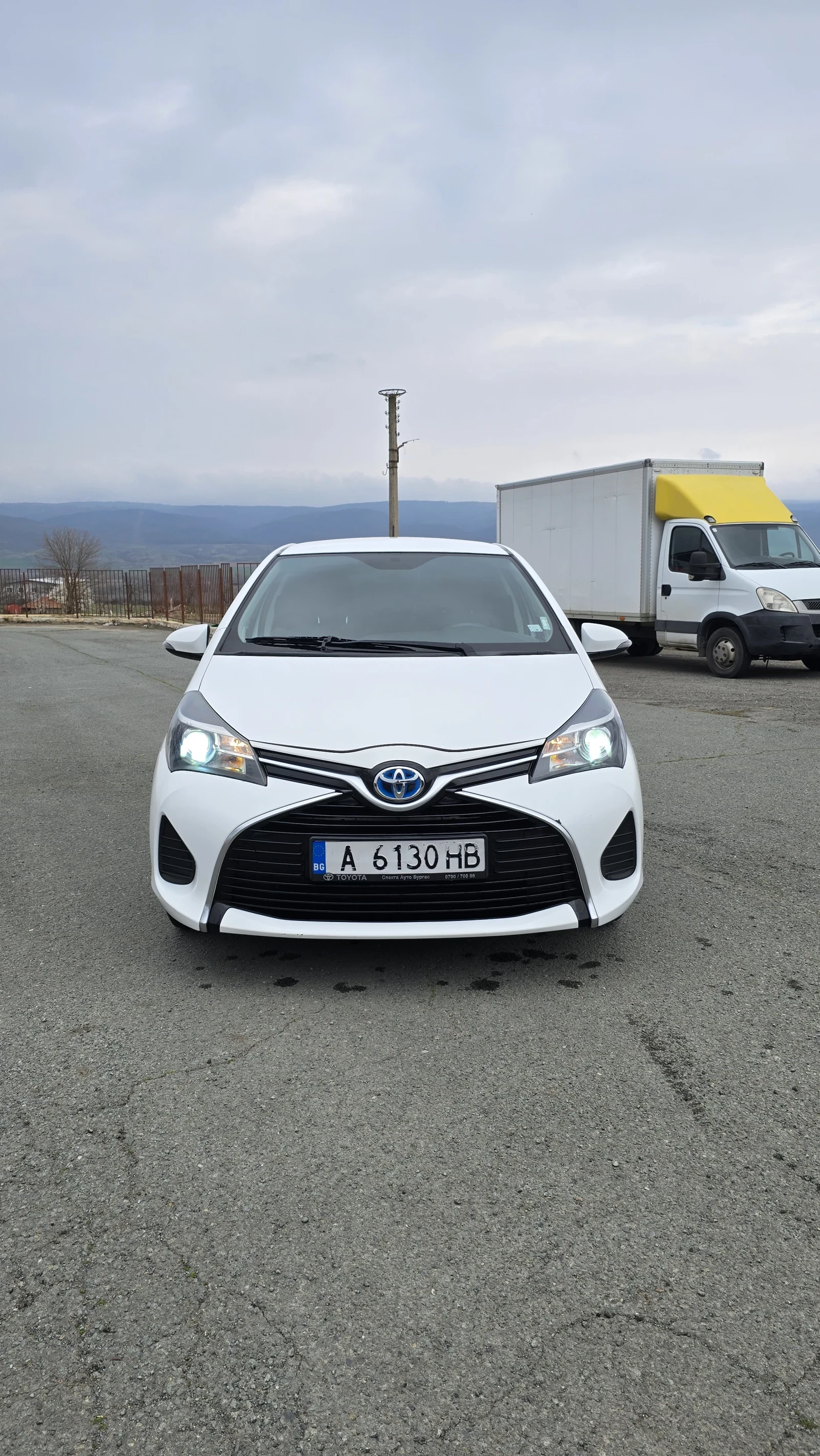 Toyota Yaris НОВА БАТЕРИЯ, снимка 2 - Автомобили и джипове - 53999370