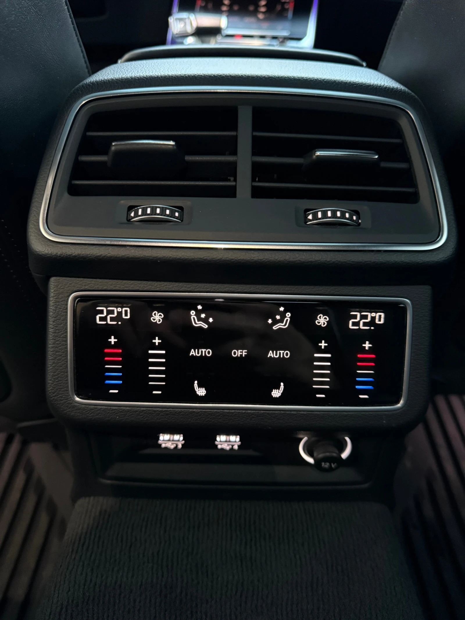 Audi A7 50TDI / S-Line / Quattro / Matrix / B&O, снимка 7 - Автомобили и джипове - 54093010