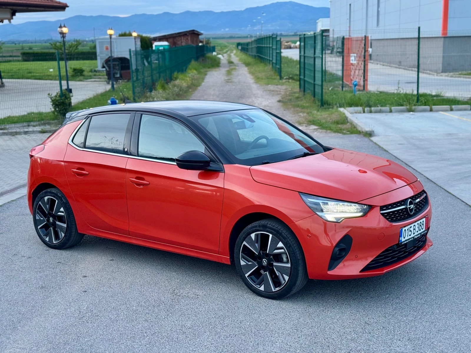 Opel Corsa electric* 50kw* Камера* Панорама* FULL, снимка 6 - Автомобили и джипове - 54456866
