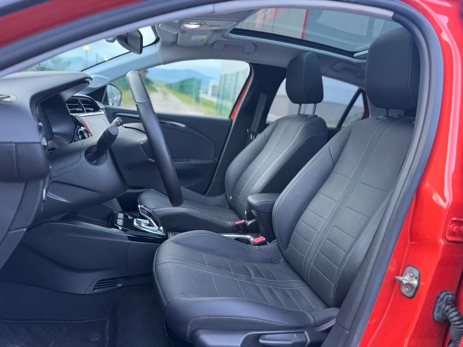 Opel Corsa electric* 50kw* Камера* Панорама* FULL, снимка 13 - Автомобили и джипове - 54456866