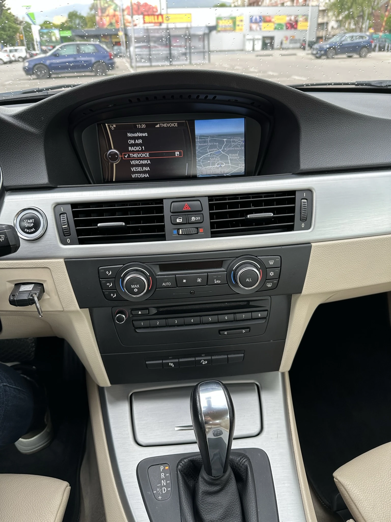 BMW 320 d E92 xDrive Facelift, снимка 11 - Автомобили и джипове - 54885165