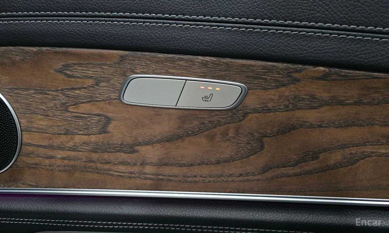 Mercedes-Benz E 300 Exclusive* ПОДГРЕВ* ОБДУХВАНЕ* 360 CAM* DIGITAL* , снимка 16 - Автомобили и джипове - 55224033