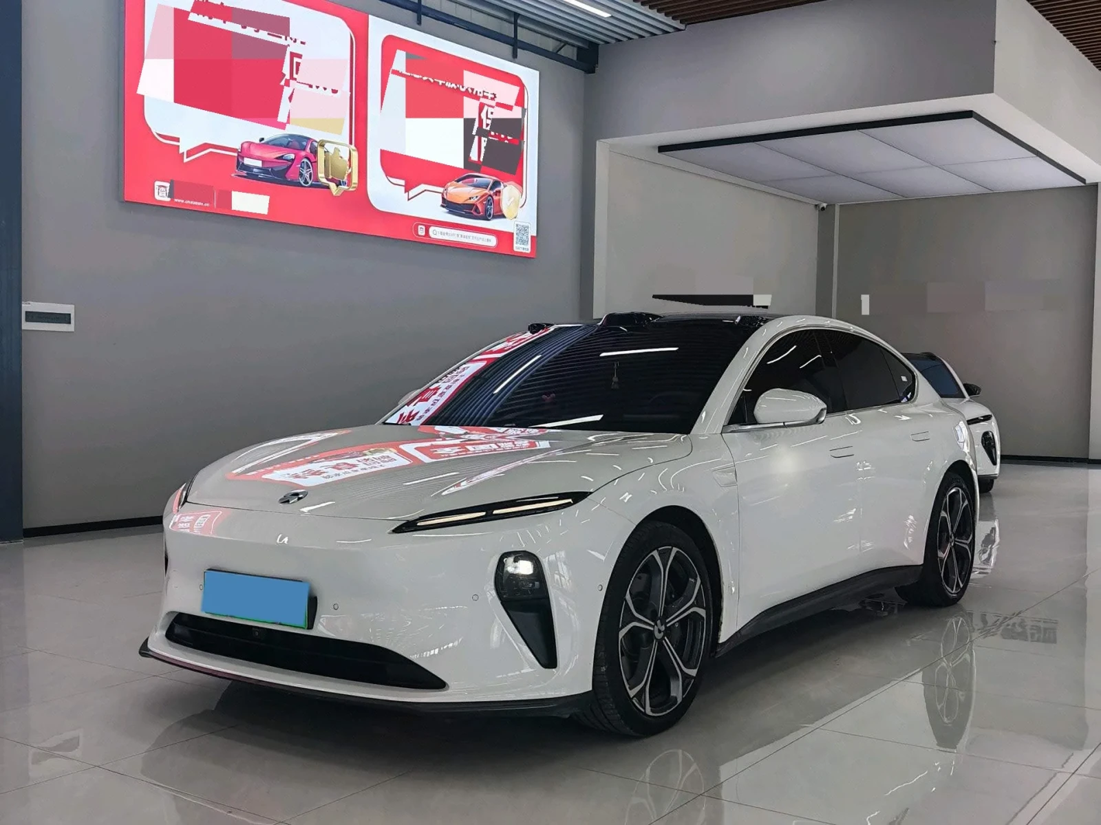 NIO ET5