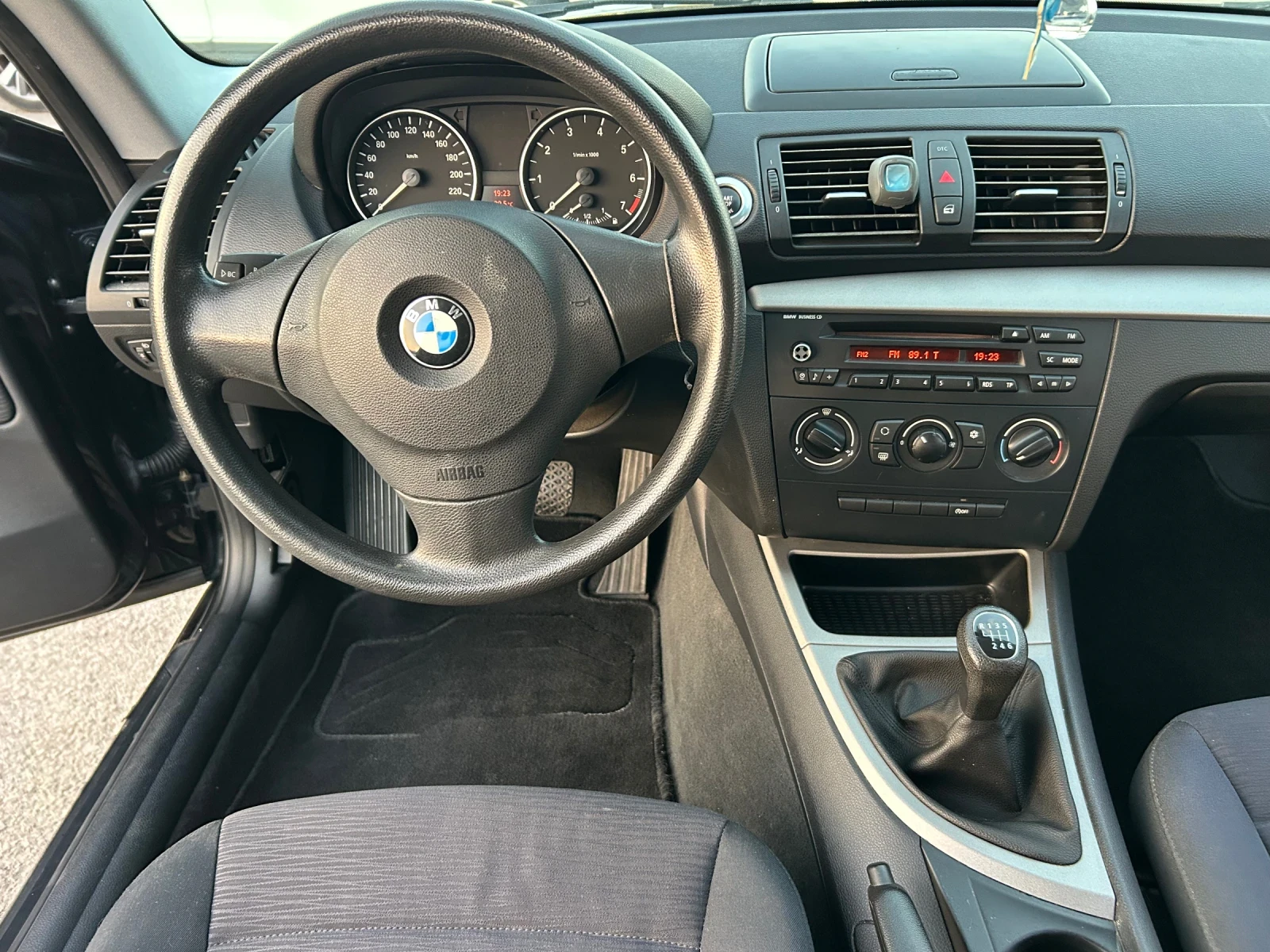 BMW 116 FACELIFT 122 k.c., снимка 10 - Автомобили и джипове - 55621682