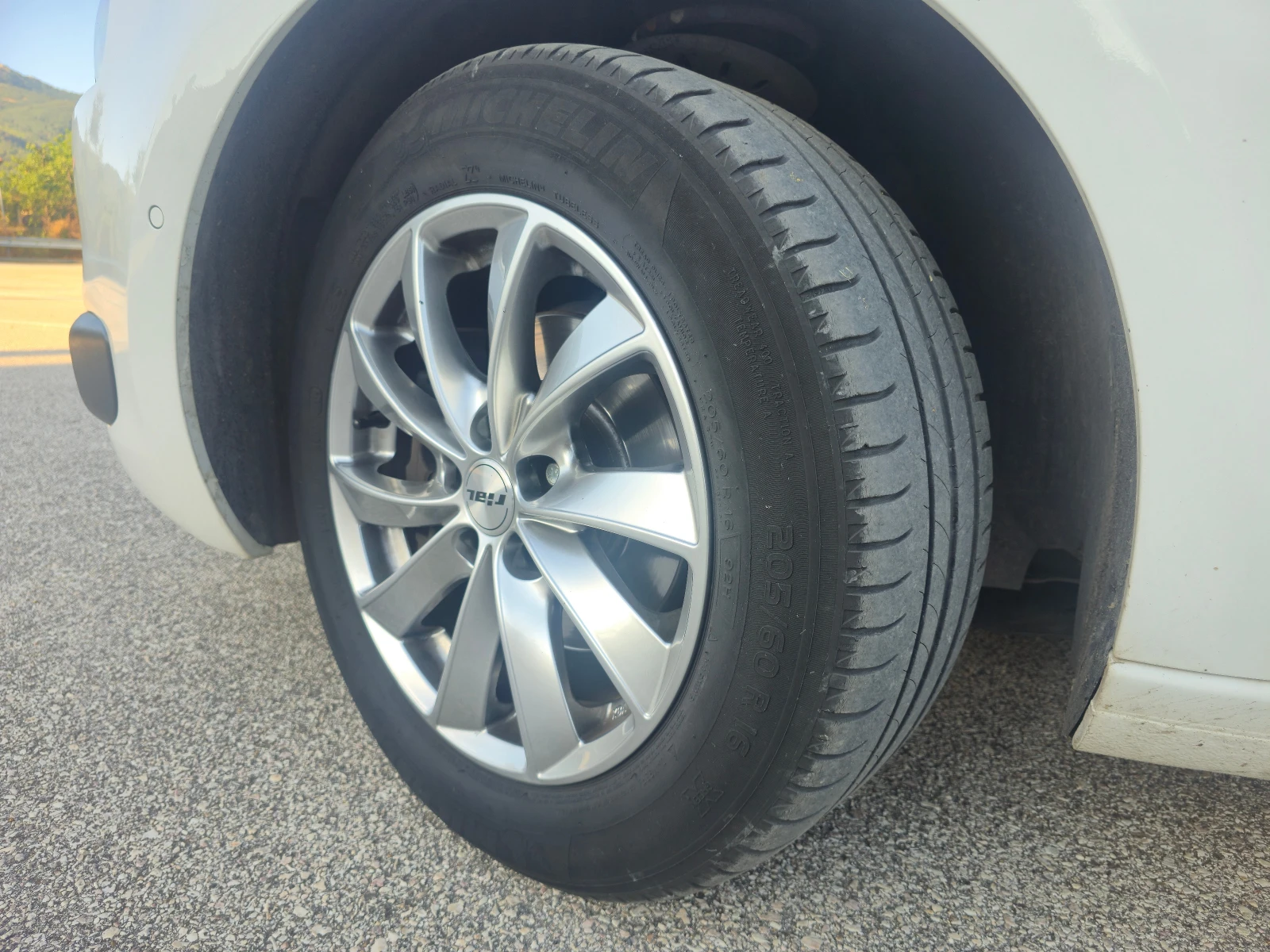 Citroen C4 Picasso, снимка 5 - Автомобили и джипове - 55708025