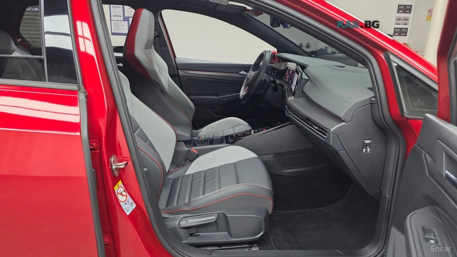 VW Golf GTI* 2.0* ДИСТРОНИК* ОБДУХВАНЕ* ХЕДЪП* ПОДГРЕВ* , снимка 9 - Автомобили и джипове - 55740447
